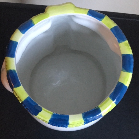 Charming⛄️Cookie Jar in his scarf & hat. - Picture 3 of 5